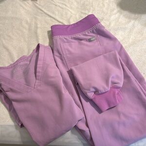 Pinky/purple figs scrubs